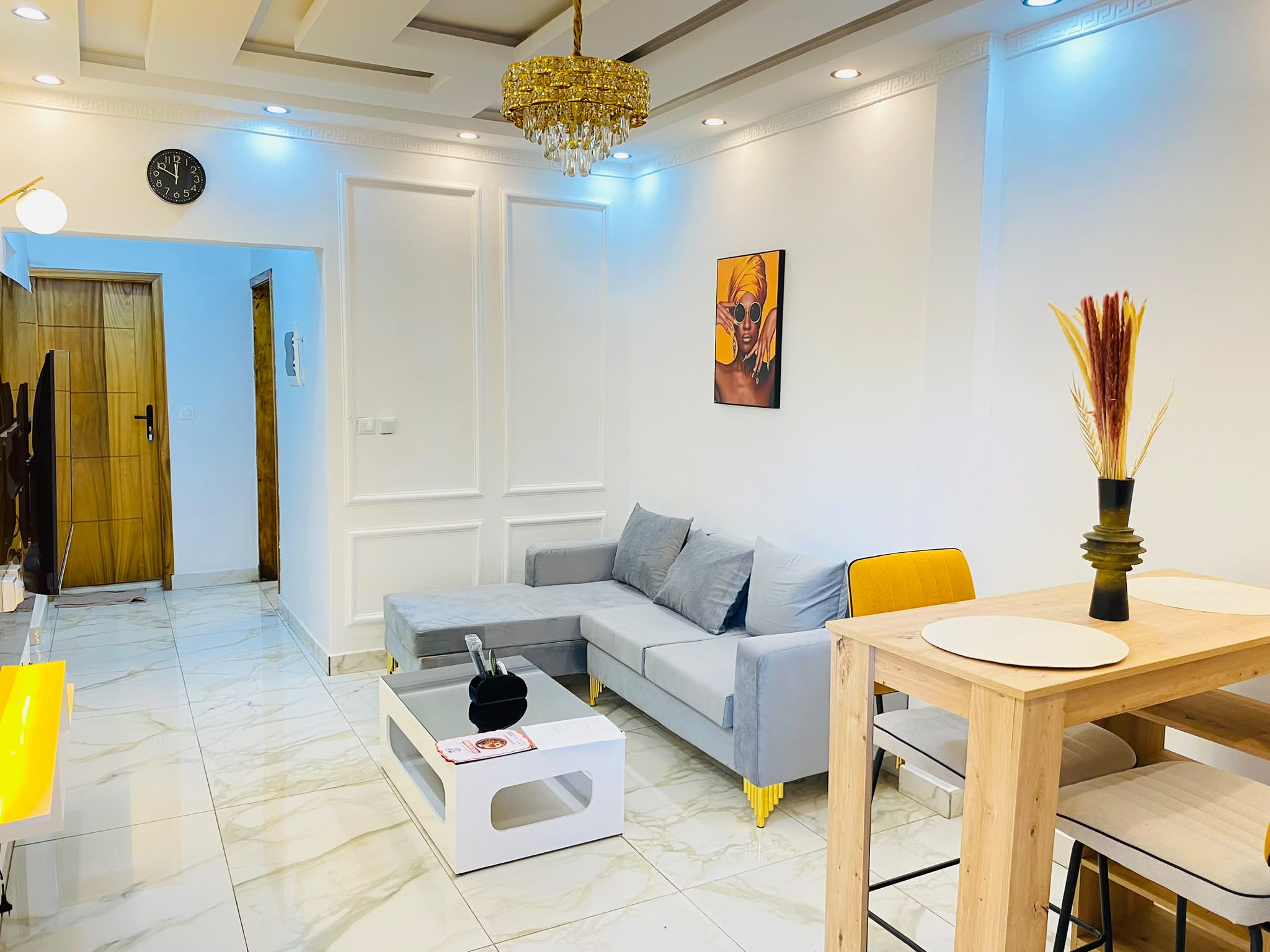 Salon Studio